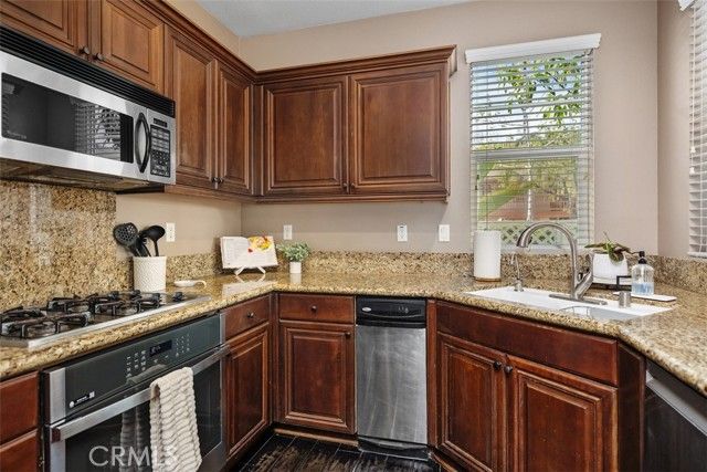 11 Oatfield Farm, Ladera Ranch, CA 92694