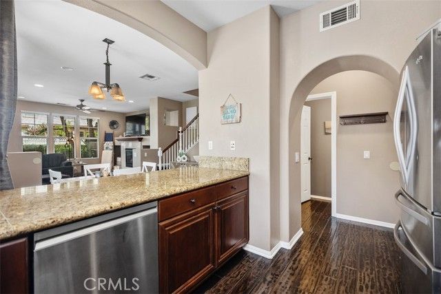 11 Oatfield Farm, Ladera Ranch, CA 92694