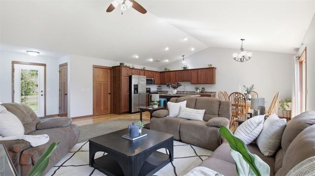 14313 44th Avenue, Chippewa Falls, WI 54729