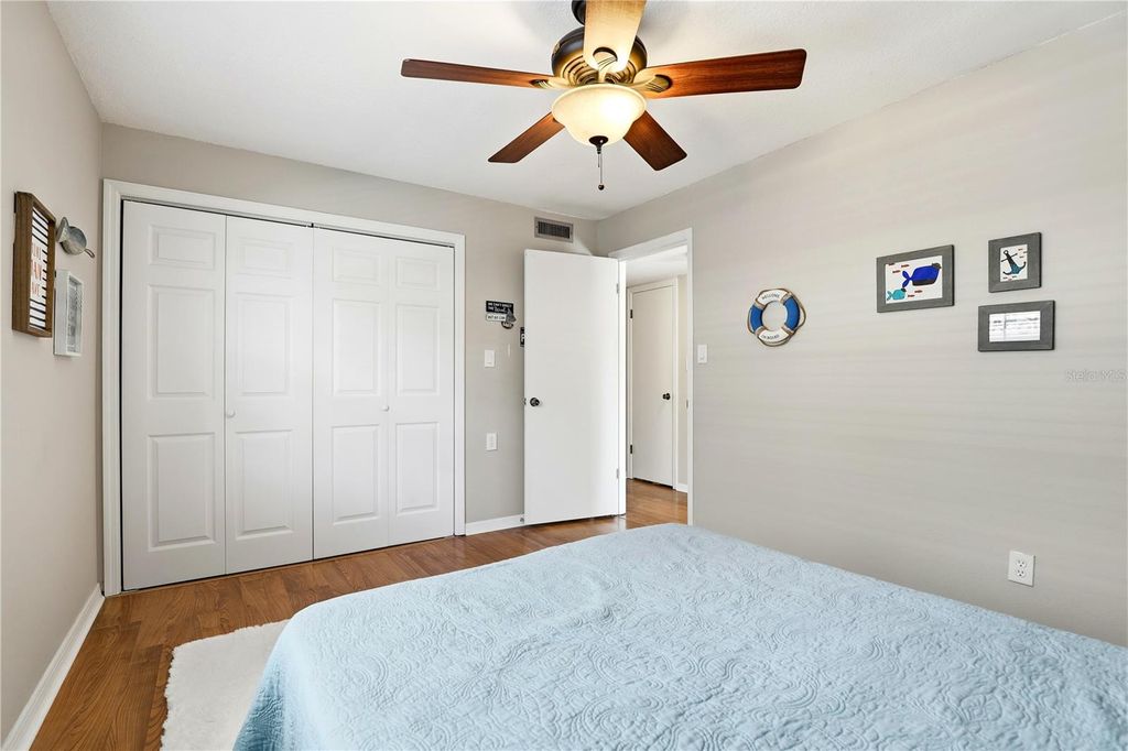 Image 19 of property listing at 1002 W PAR STREET 16, Orlando, FL 32804