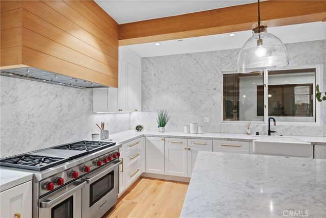 20462 Santa Ana Ave D, Newport Beach, CA 92660