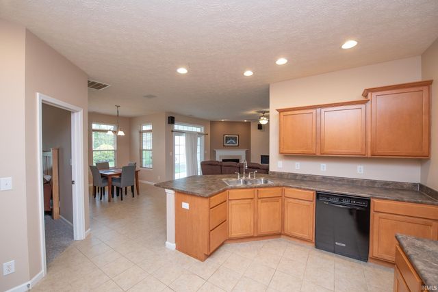 3654 Chesterfield Way, West Lafayette, IN 47906