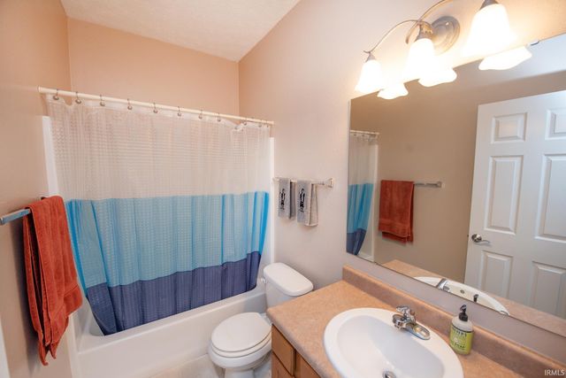 3654 Chesterfield Way, West Lafayette, IN 47906