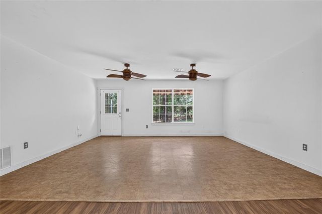 10801 231st Street, Blanchard, OK 73010