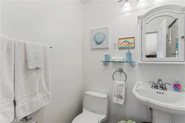 197 Massive Road, Lake Arrowhead, CA 92317