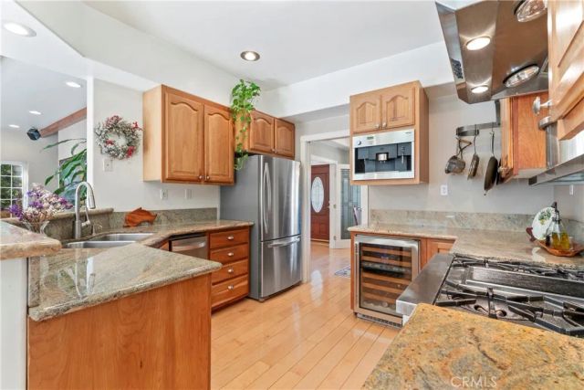 197 Massive Road, Lake Arrowhead, CA 92317