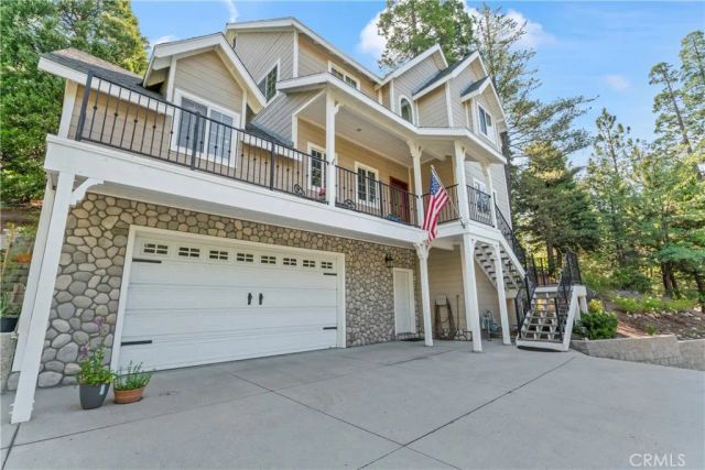 197 Massive Road, Lake Arrowhead, CA 92317