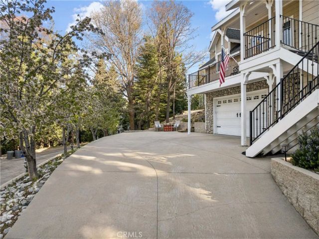 197 Massive Road, Lake Arrowhead, CA 92317
