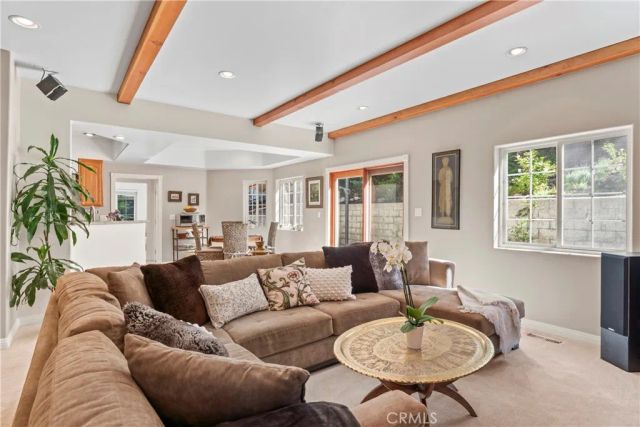 197 Massive Road, Lake Arrowhead, CA 92317