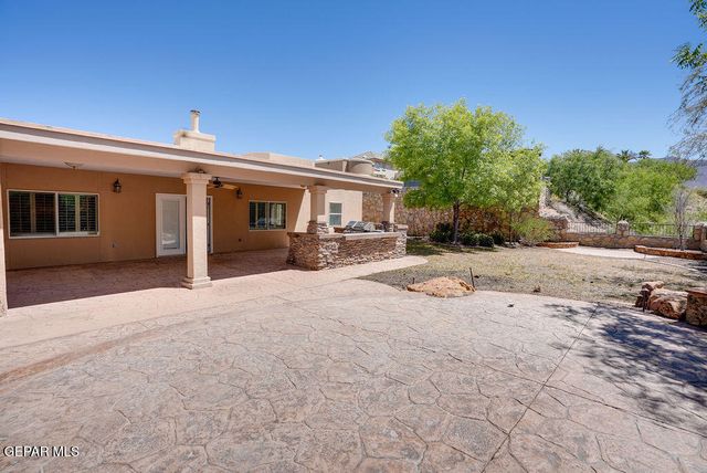6724 DESERT CANYON Drive, El Paso, TX 79912