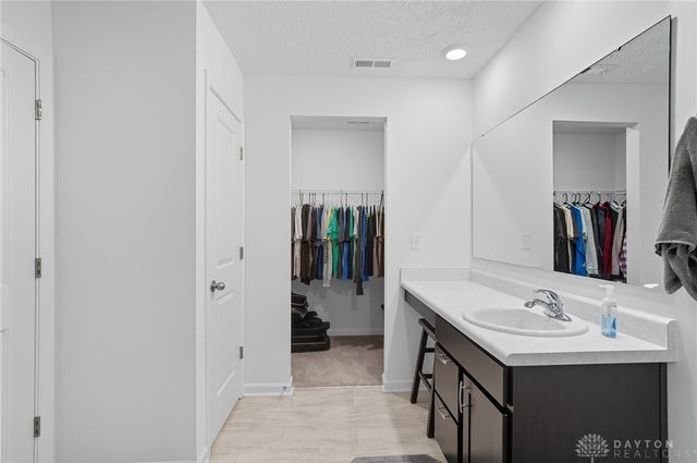 5025 Willow Road, Clayton, OH 45315