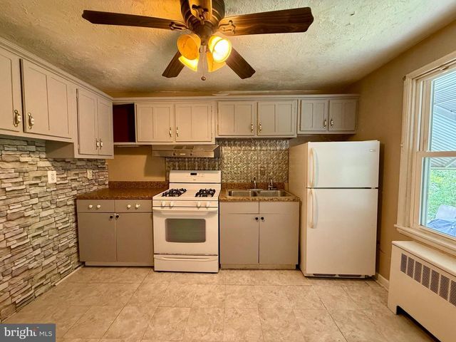 1163 CALLOWHILL ST, Phoenixville, PA 19460