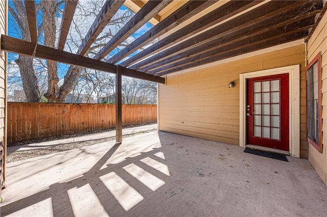 2410 S 2nd Street 841, Waco, TX 76706