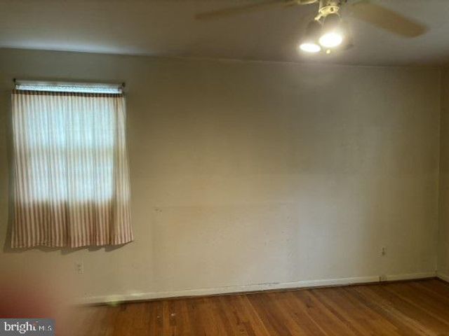 3501 QUEEN ANNE DR, Fairfax, VA 22030