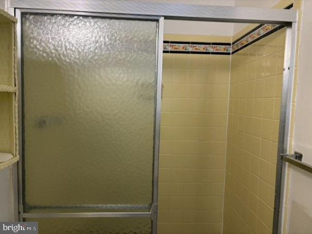 3501 QUEEN ANNE DR, Fairfax, VA 22030