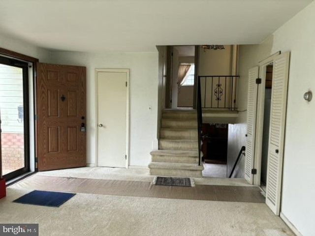 3501 QUEEN ANNE DR, Fairfax, VA 22030