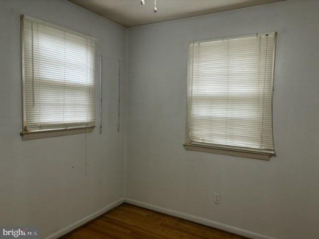 3501 QUEEN ANNE DR, Fairfax, VA 22030