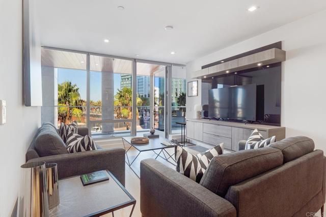 888 W E Street 306, San Diego, CA 92101