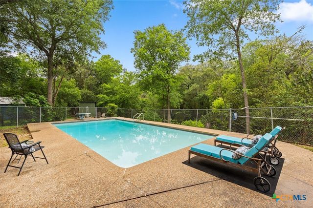 2422 Marlandwood Road, Temple, TX 76502