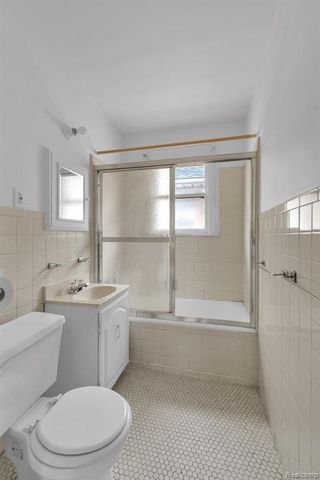 7313 Emanon Street, Dearborn, MI 48126