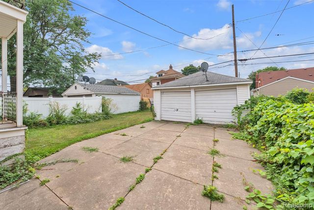 7313 Emanon Street, Dearborn, MI 48126