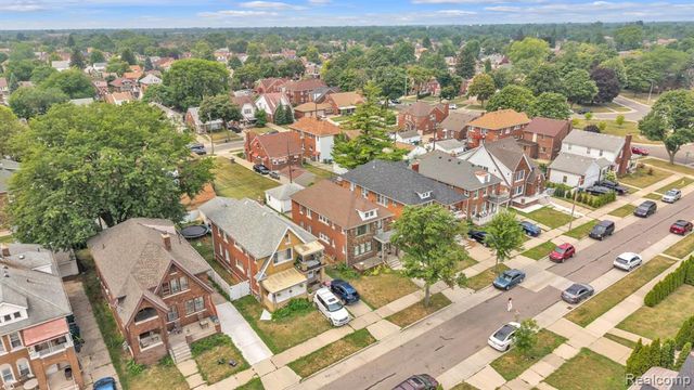 7313 Emanon Street, Dearborn, MI 48126