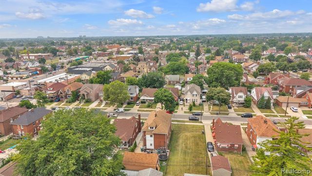 7313 Emanon Street, Dearborn, MI 48126