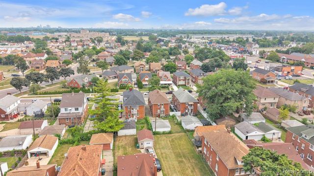 7313 Emanon Street, Dearborn, MI 48126