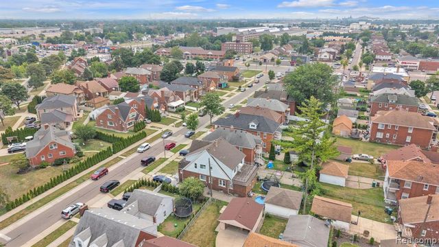 7313 Emanon Street, Dearborn, MI 48126