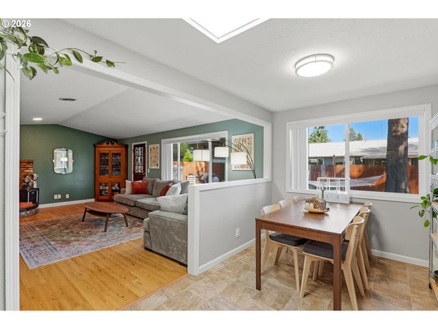 4847 SAN MIGUEL Ct Ne, Salem, OR 97305
