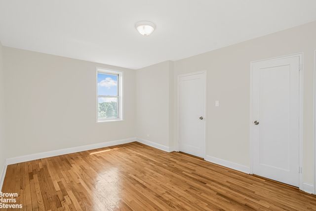 5645 Netherland Ave Apt 6A, New York City, NY 10471