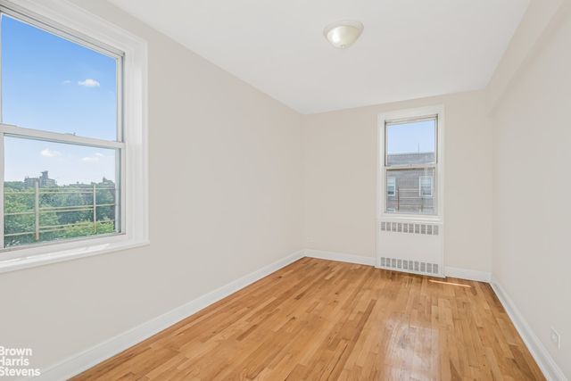 5645 Netherland Ave Apt 6A, New York City, NY 10471