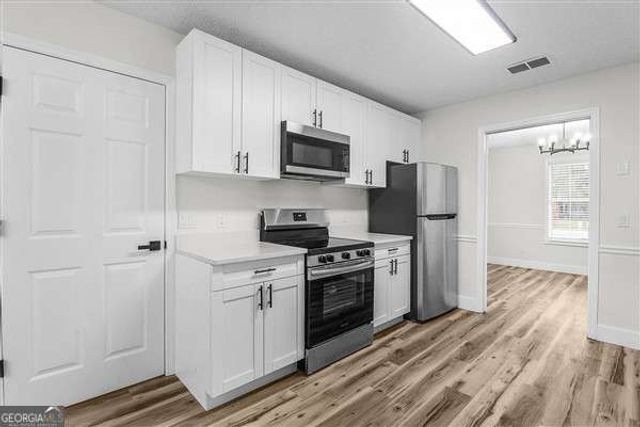 804 Ridgewood Way, Hinesville, GA 31313