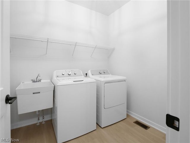 143 Town Centre Drive, Broadview Heights, OH 44147