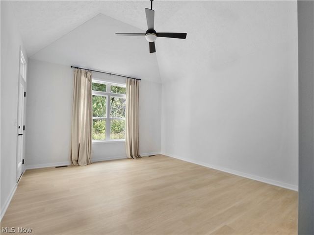 143 Town Centre Drive, Broadview Heights, OH 44147