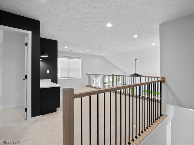 143 Town Centre Drive, Broadview Heights, OH 44147