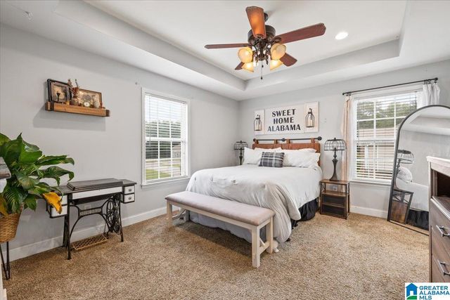 226 THORNBERRY DRIVE, Hayden, AL 35079