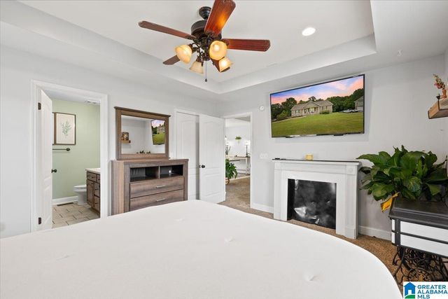 226 THORNBERRY DRIVE, Hayden, AL 35079