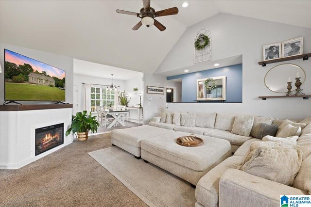 226 THORNBERRY DRIVE, Hayden, AL 35079