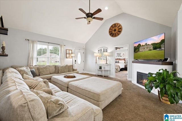 226 THORNBERRY DRIVE, Hayden, AL 35079