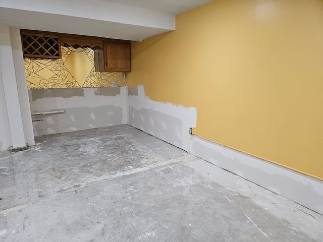 3601 30th Street, Rock Island, IL 61201