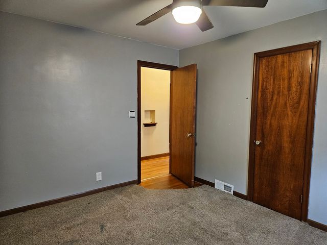 3601 30th Street, Rock Island, IL 61201