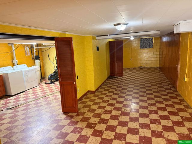 516 W 2nd Street, Wakefield, NE 68784