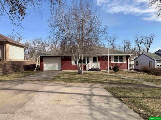 516 W 2nd Street, Wakefield, NE 68784