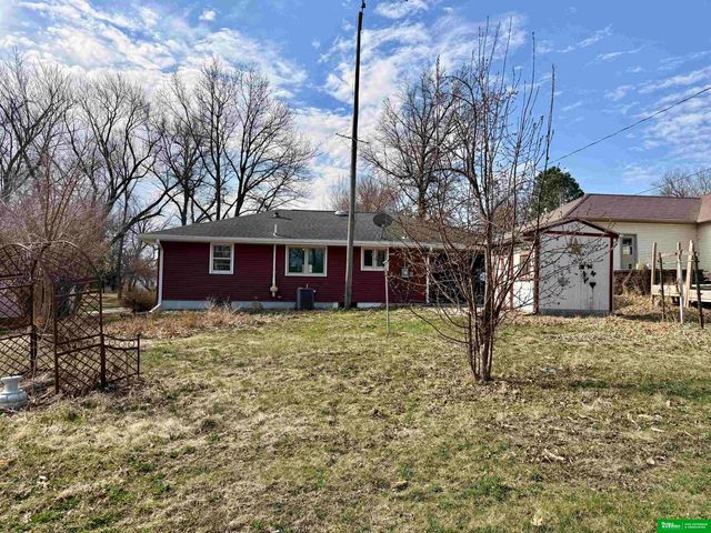 516 W 2nd Street, Wakefield, NE 68784