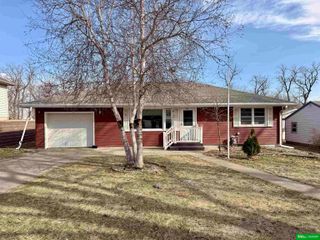 516 W 2nd Street, Wakefield, NE 68784