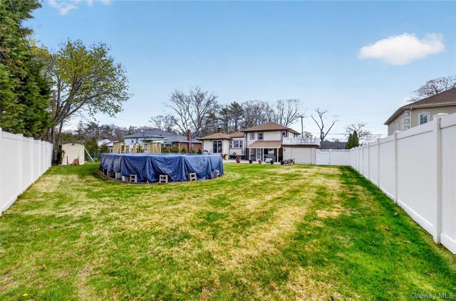 141 Cold Spring Road, Syosset, NY 11791
