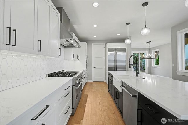 4615 52nd Avenue S, Seattle, WA 98118