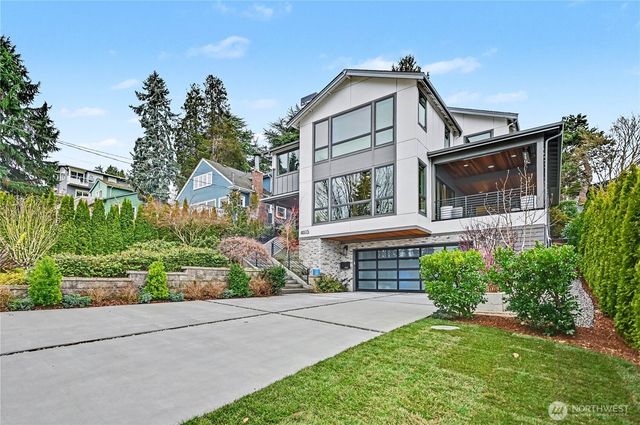 4615 52nd Avenue S, Seattle, WA 98118