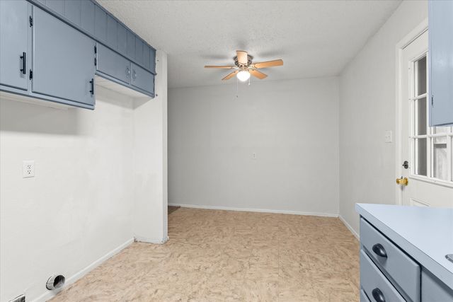 131 Elgin Avenue, Levelland, TX 79336